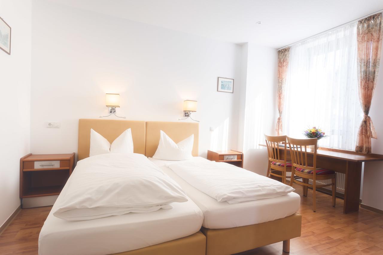 Hotel Spitzenpfeil Michelau in Oberfranken Luaran gambar