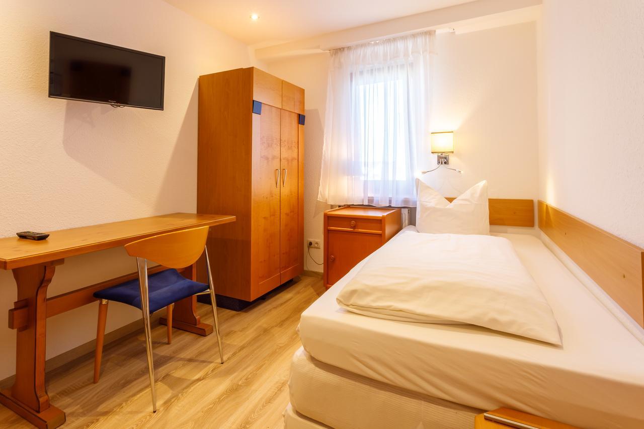 Hotel Spitzenpfeil Michelau in Oberfranken Luaran gambar
