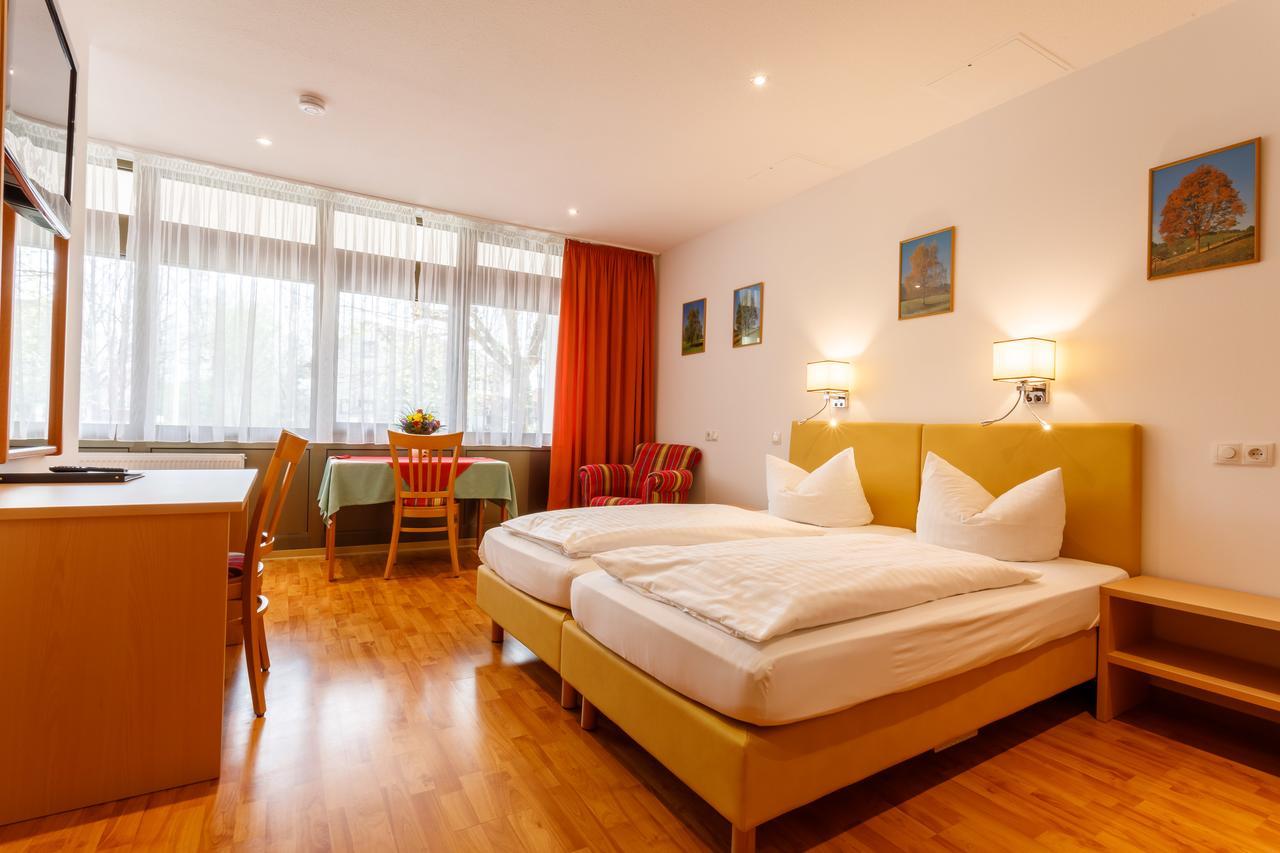 Hotel Spitzenpfeil Michelau in Oberfranken Luaran gambar